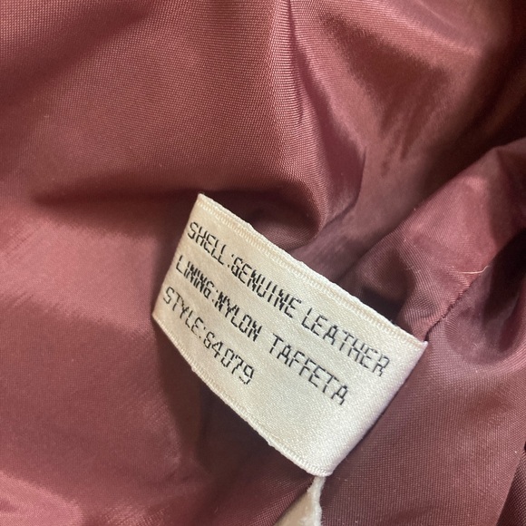 Vintage Wilson’s suede and leather jacket. 80s does Victorian - Picture 9 of 9